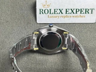 Rolex Datejust Mint Green Dial 126334-0027 41 mm - Image 5