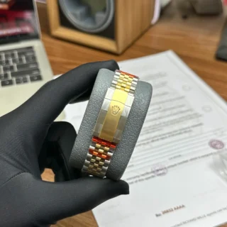 Datejust Black Dial Fluted Bezel Two Toned Jubilee Bracelet