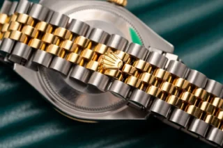 Datejus Black Pearl Dial Fluted Bezel Two Toned Jubilee Bracelet