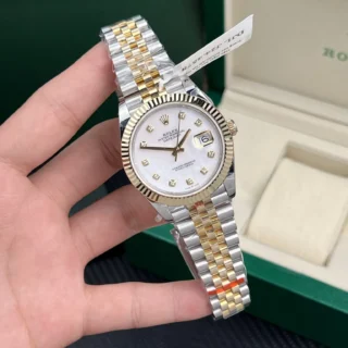 Datejust Pearl Dial Fluted Bezel Two Toned Gold Jubilee Bracelet