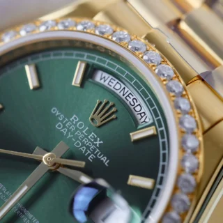 Day-Date Green Dial Diamond Bezel Gold Presidential Bracelet