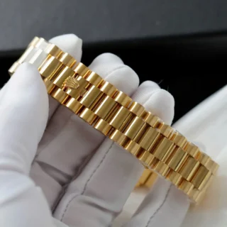Day-Date Green Dial Diamond Bezel Gold Presidential Bracelet