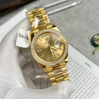 Day-Date Champagne Dial Diamond Bezel Gold Presidential Dial