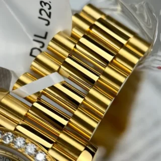 Day-Date Champagne Dial Diamond Bezel Gold Presidential Dial