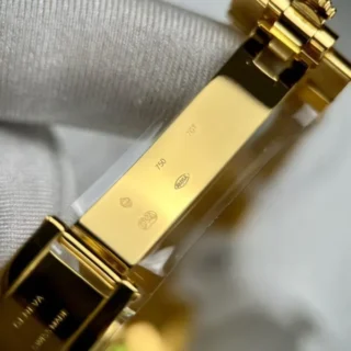 Day-Date Champagne Dial Diamond Bezel Gold Presidential Dial