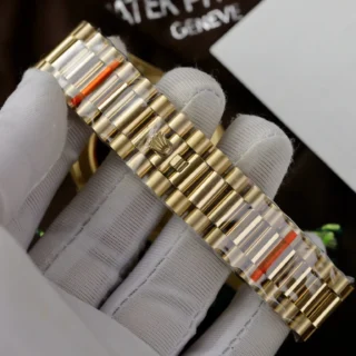 Day-Date Green Ombre Dial Fluted Bezel Yellow Presidential Bracelet