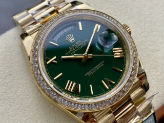 Day-Date Green Ombre Dial Diamond Bezel Presidential Dial