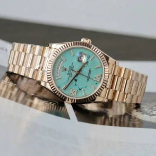 Day-Date Turquoise Diamond Dial Fluted Rose Presidential Bracelet