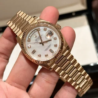 Day-Date Pearl Dial Rose Gold Presidential Bracelet