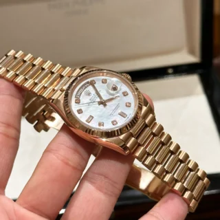 Day-Date Pearl Dial Rose Gold Presidential Bracelet