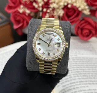 Day-Date White Dial Diamond Bezel Presidential Dial