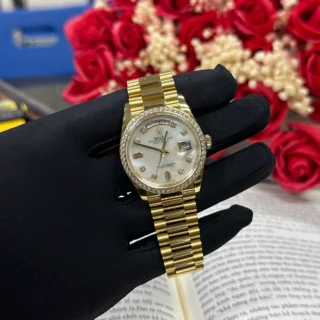 Day-Date White Dial Diamond Bezel Presidential Dial