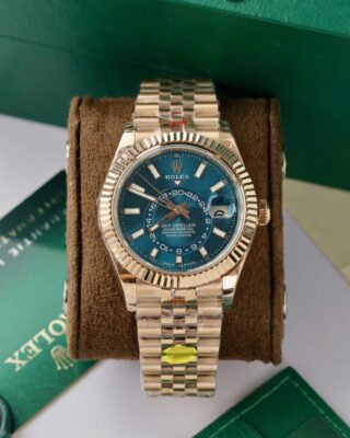 Sky Dweller Blue Dial Fluted Bezel Jubilee Bracelet