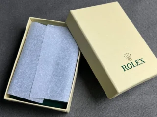 Green Leather Watch Pouch presented in official-style cream gift box