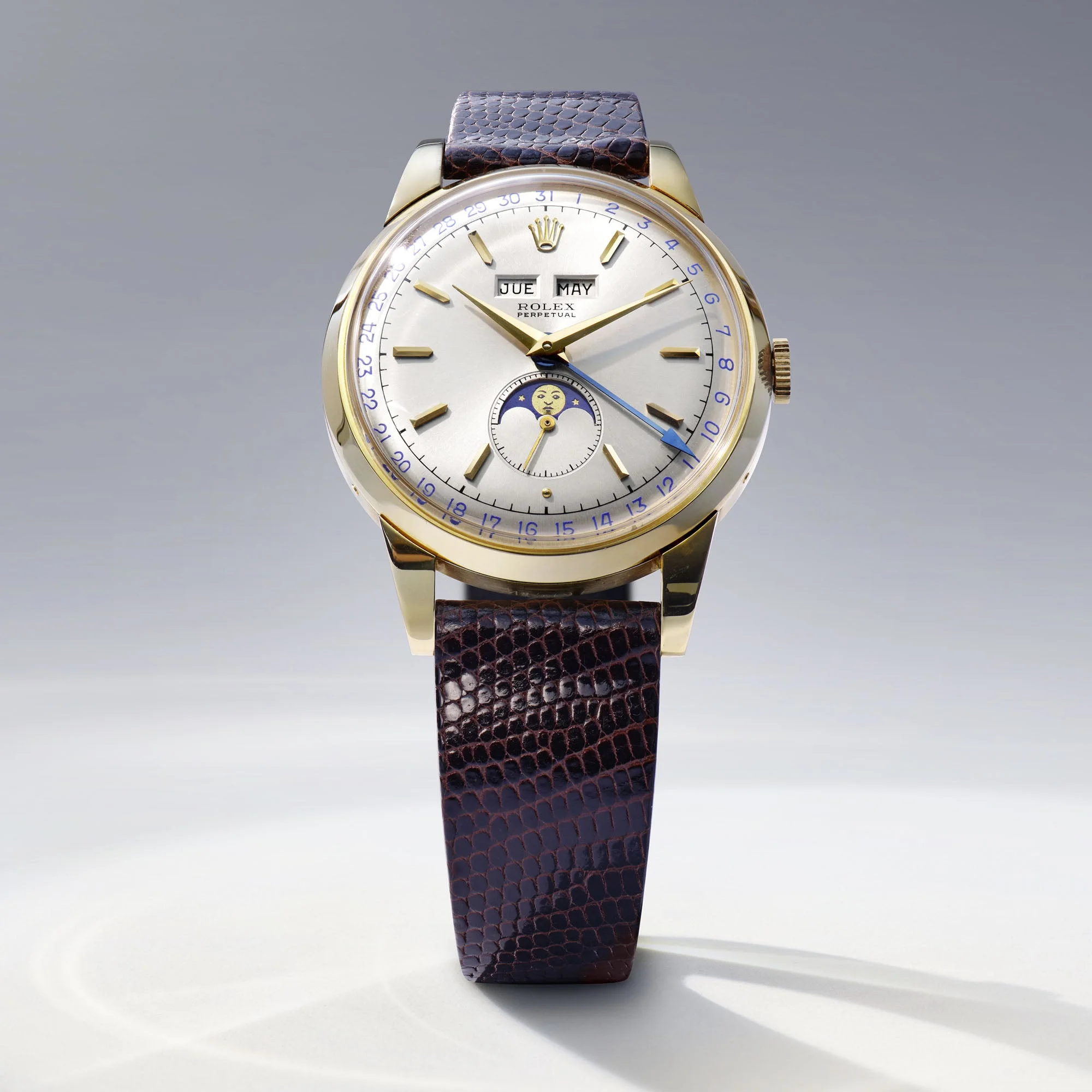 Vintage Rolex reference 8171 Padellone triple calendar moonphase from the late 1940s
