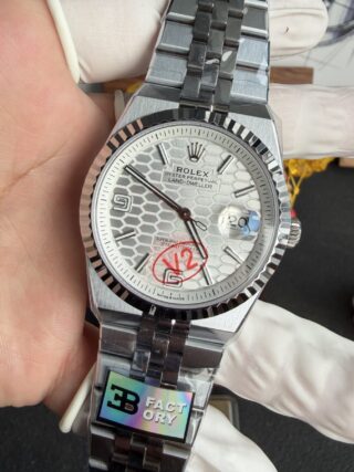 Superclone Rolex Land-Dweller White Honeycomb-Motif Dial 40mm - Image 9