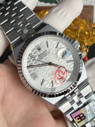 Superclone Rolex Land-Dweller White Honeycomb-Motif Dial 40mm - Image 8