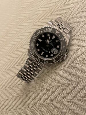Superclone Rolex GMT-Master II 126710GRNR "Bruce Wayne" Jubilee photo review