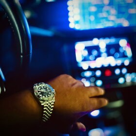 Superclone Rolex GMT-Master II 126710GRNR "Bruce Wayne" Jubilee photo review