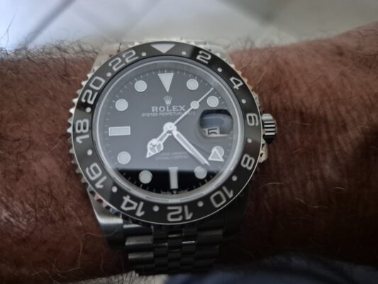 Superclone Rolex GMT-Master II 126710GRNR "Bruce Wayne" Jubilee photo review