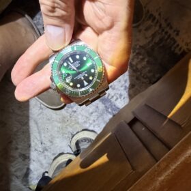 Superclone Rolex Submariner Green Dial 116610LV "Hulk" photo review