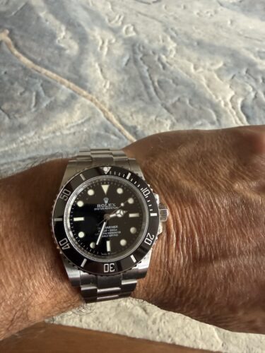 Superclone Rolex Submariner Black Dial 124060 No-Date photo review
